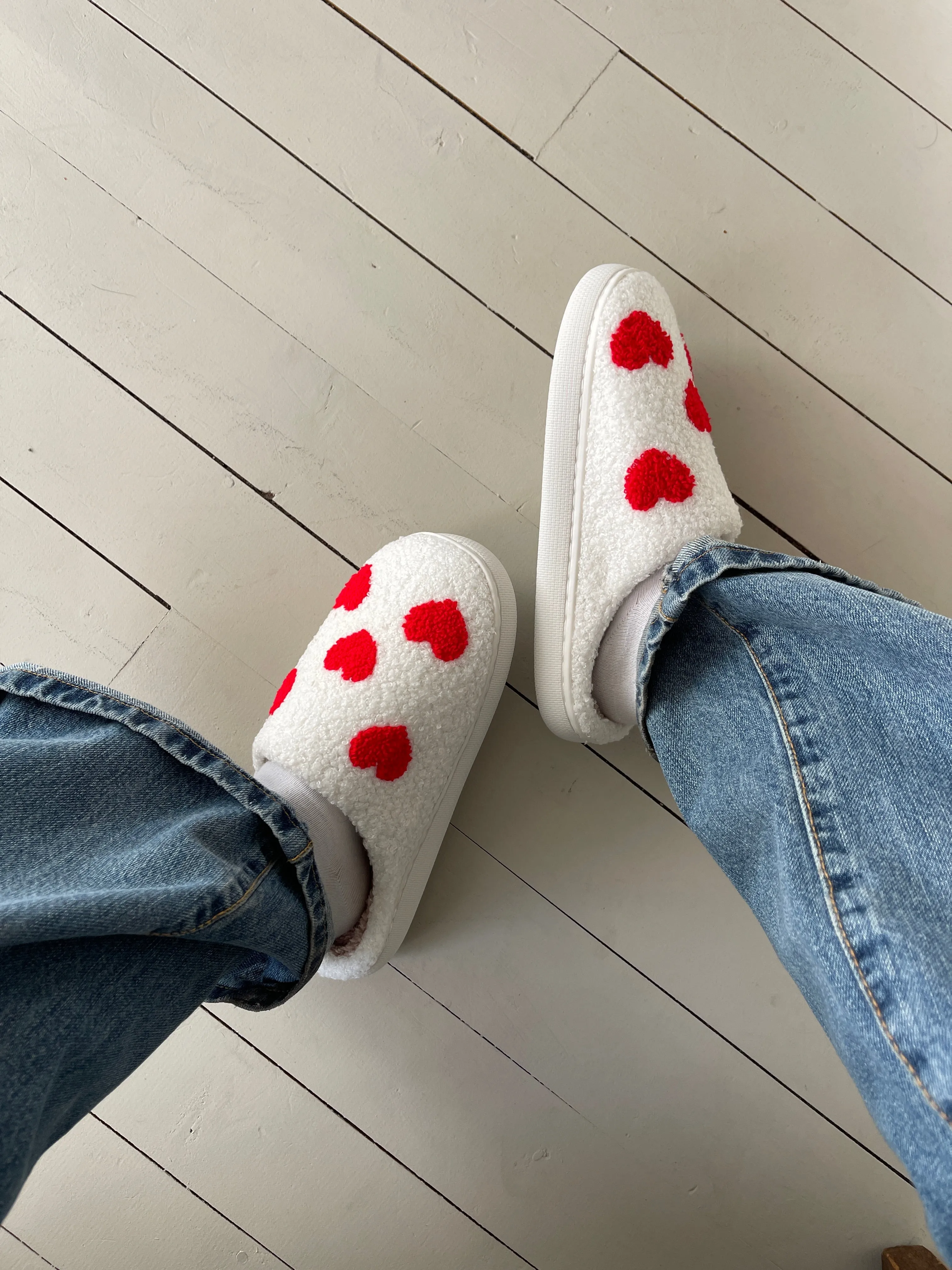Dakar slippers with red hearts