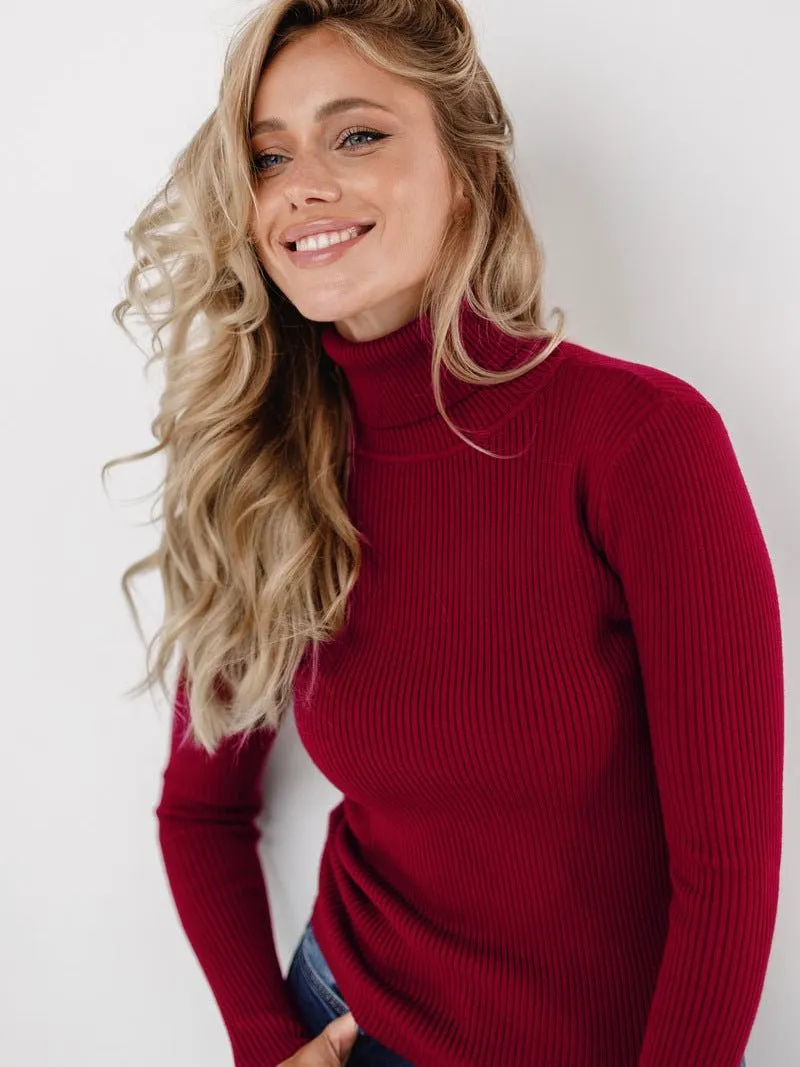 High-necked knitted pullover sweater for women OT