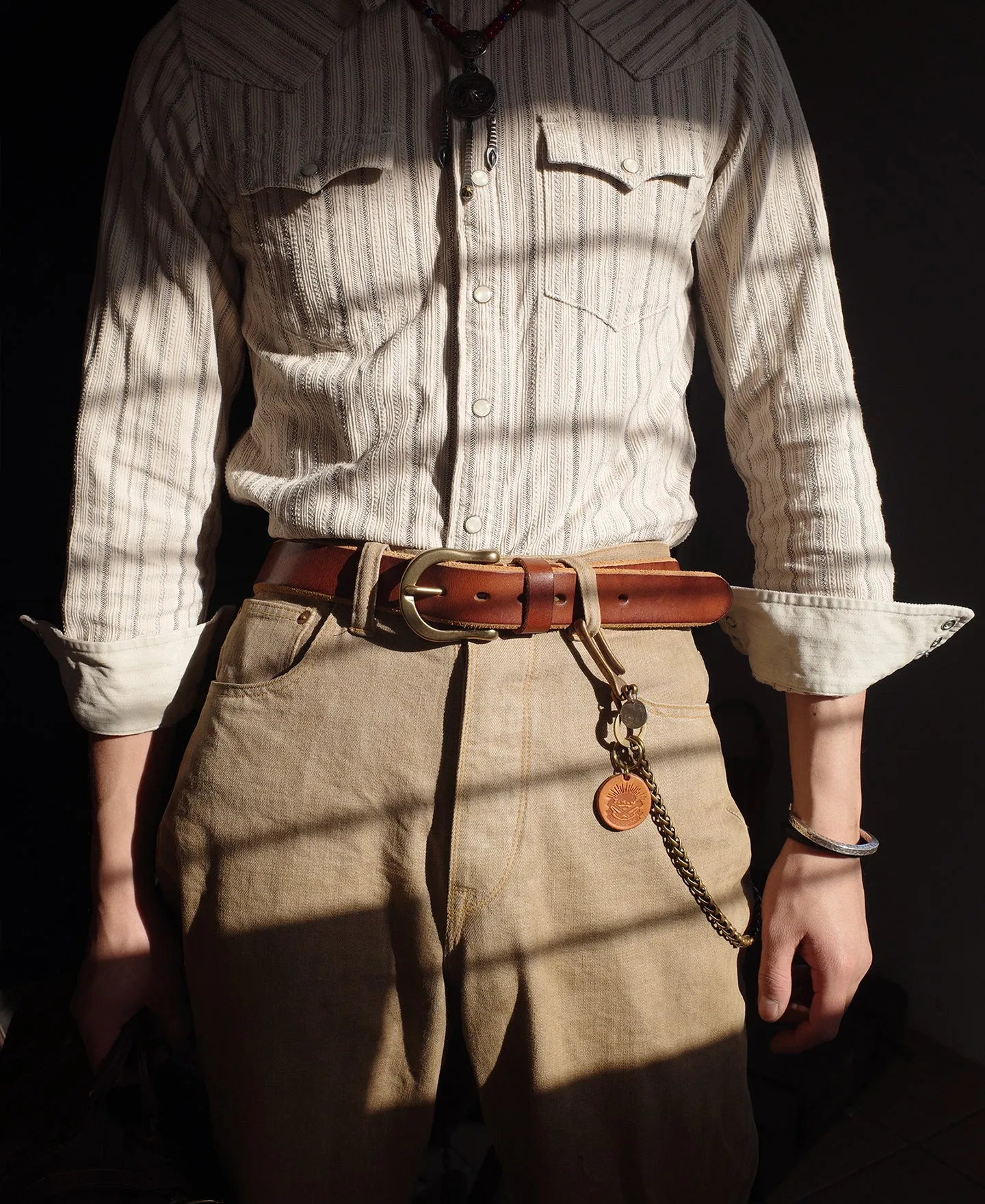 Horseshoe Buckle Leather Belt - Brown