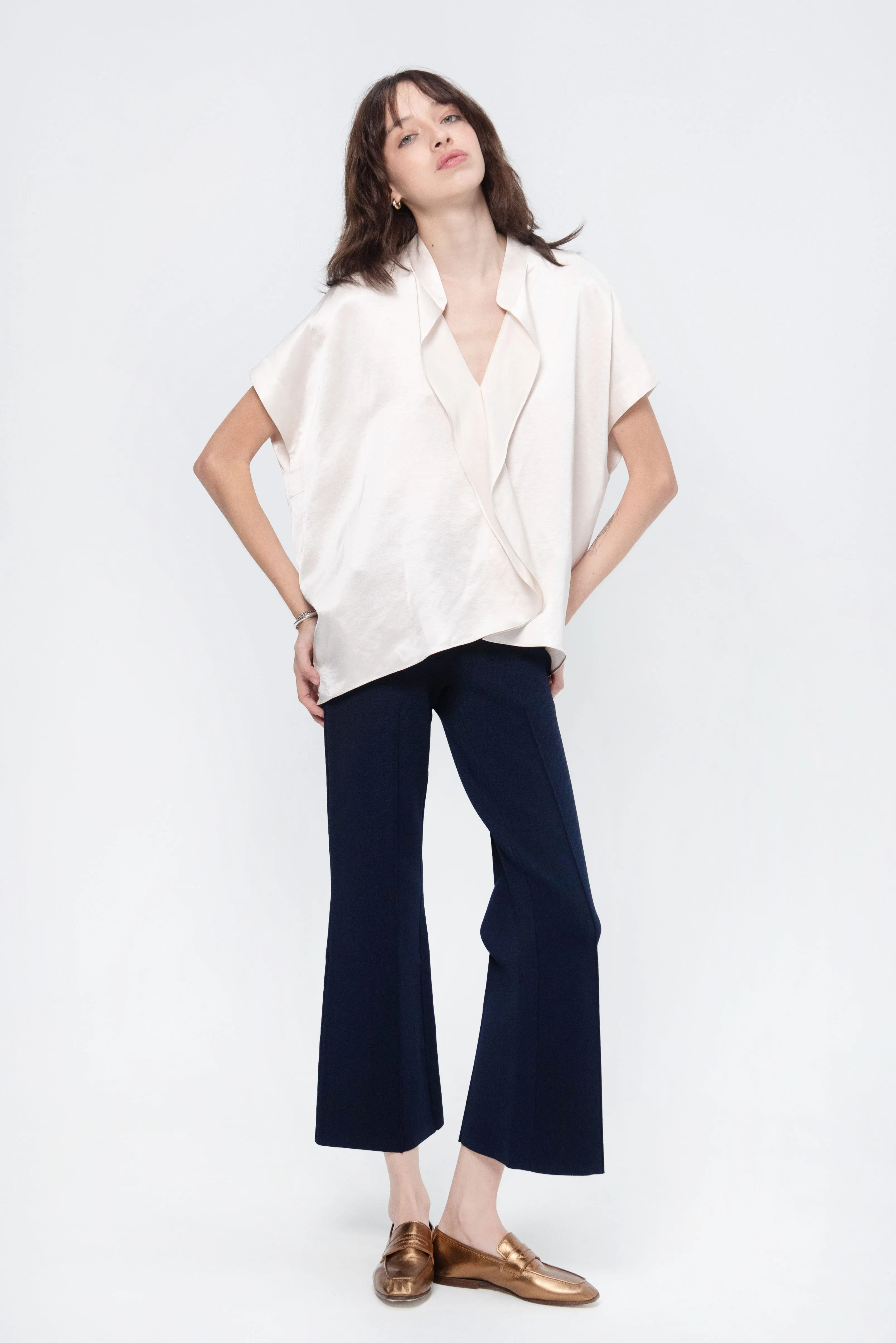 Kick Pleat Exclusive Fin Gaban Shirt