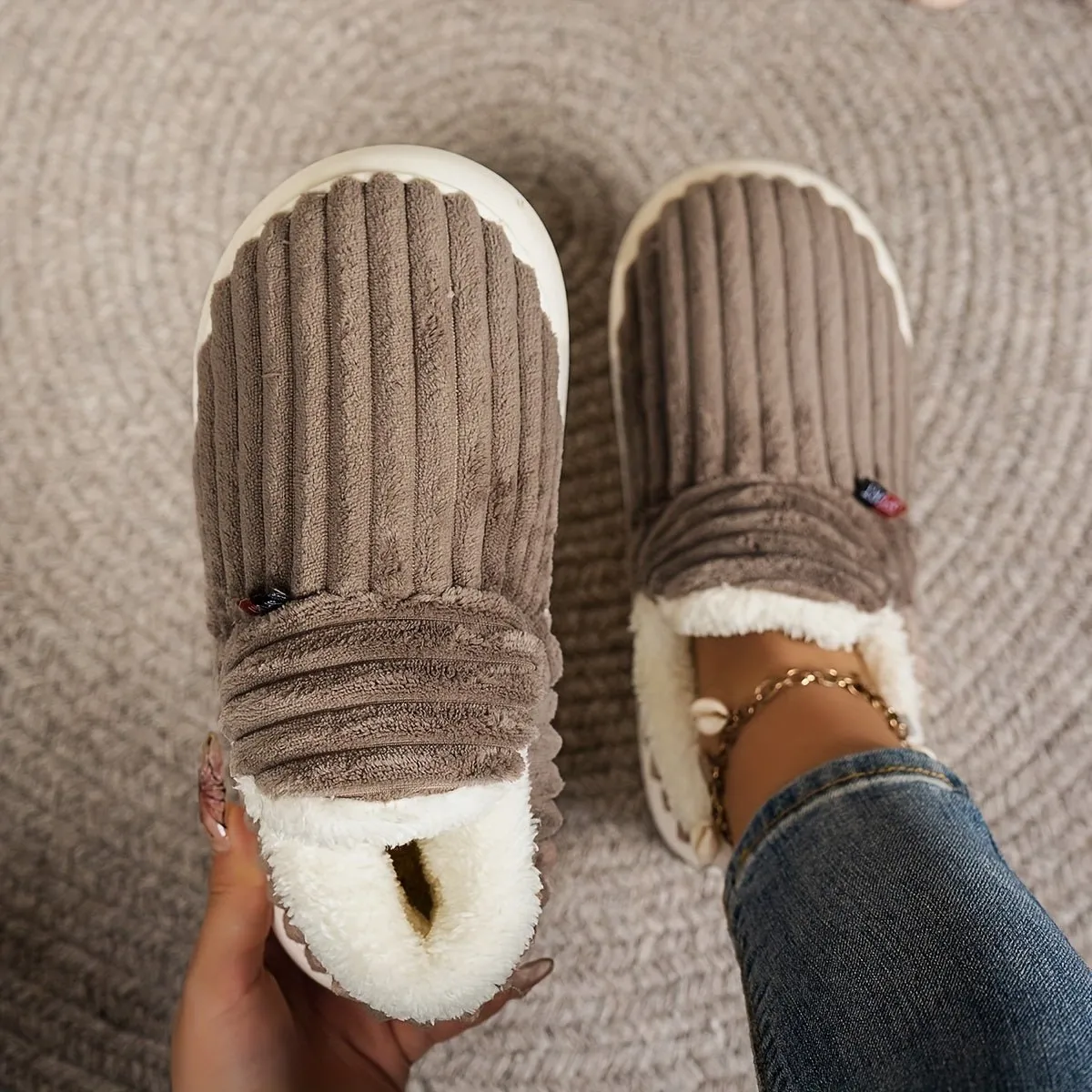 Margret | Warm & Comfy Indoor Boots