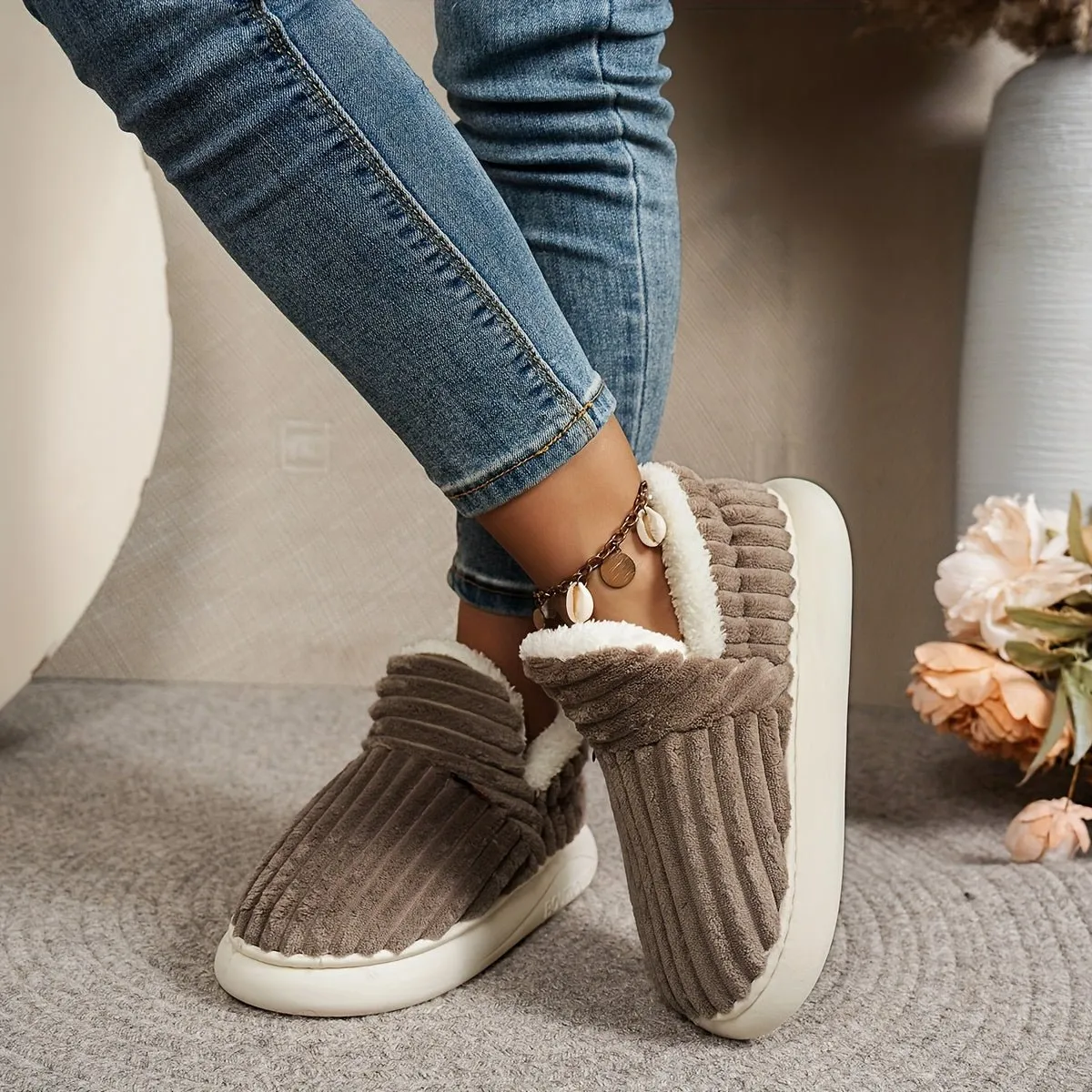 Margret | Warm & Comfy Indoor Boots
