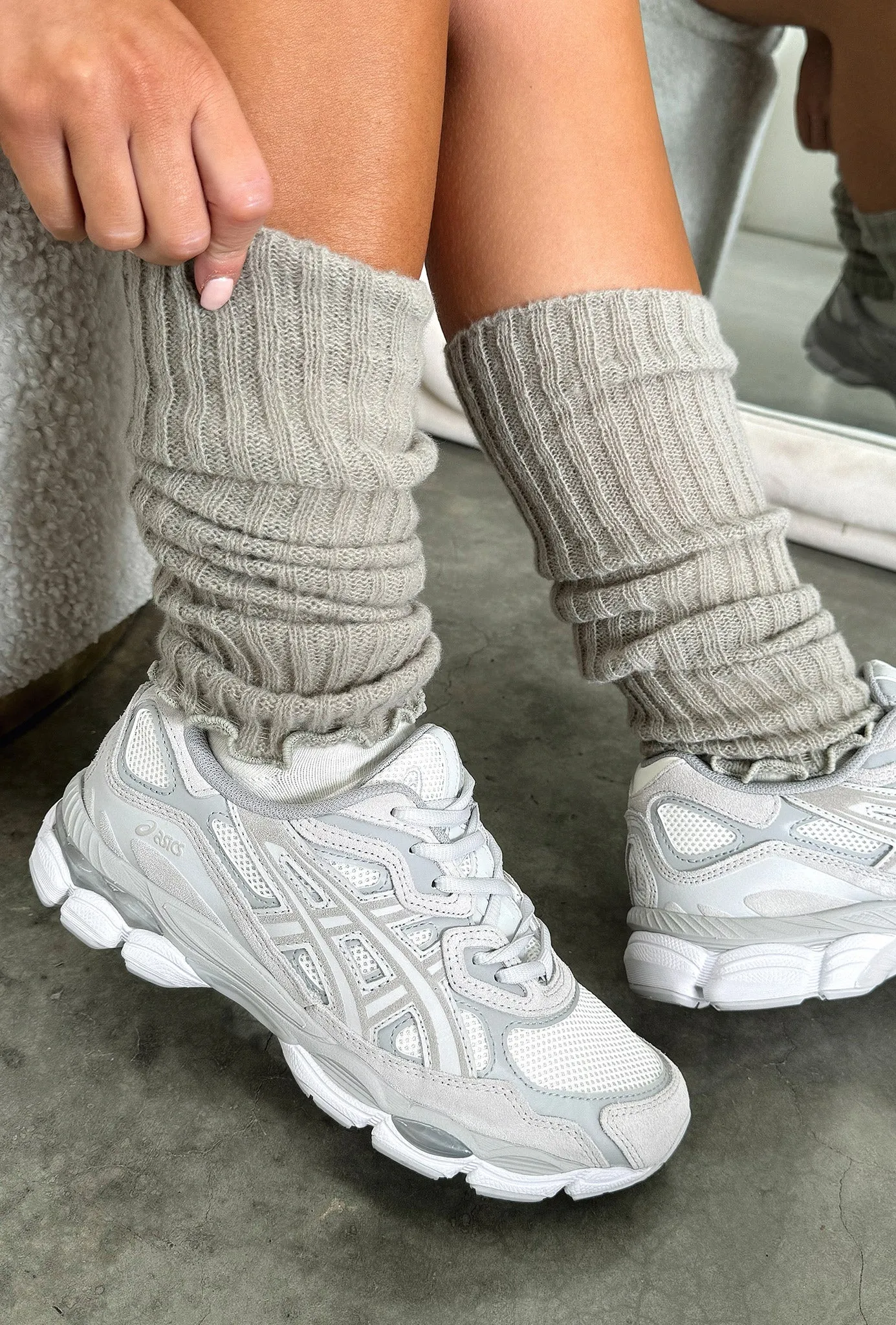 Nila Leg Warmers - Grey