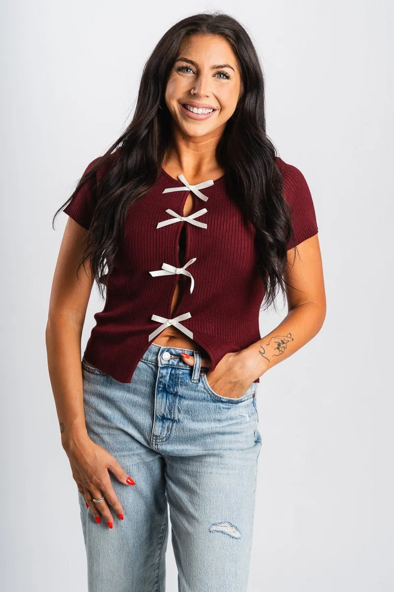 Satin bow short sleeve sweater burgundy/cream