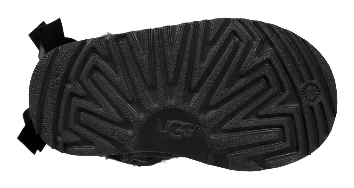 Toddler’s UGG Bailey Bow II – Cozy Sheepskin Boot with Silky Bows