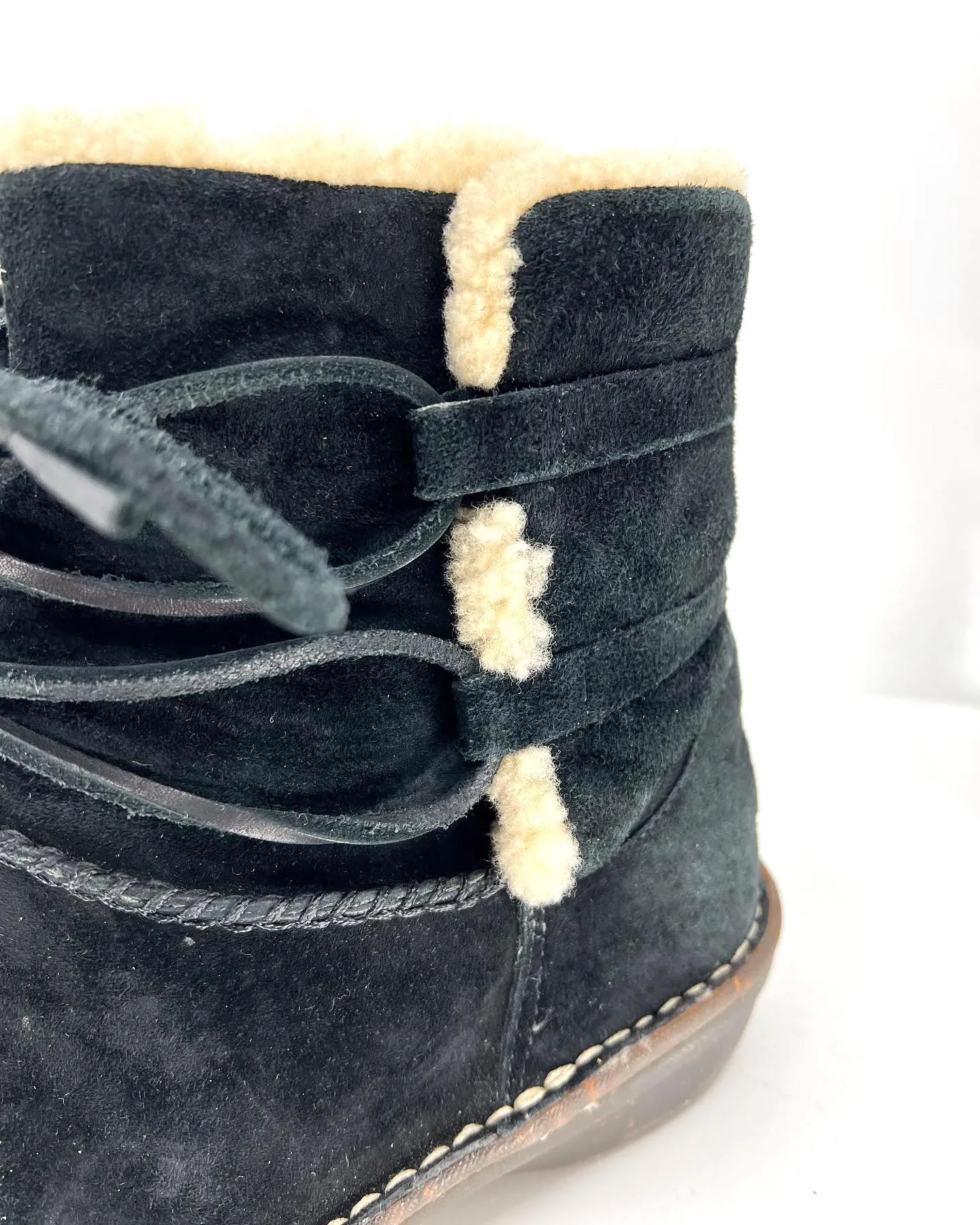 UGG CASPIA SHEARLING BOOTS