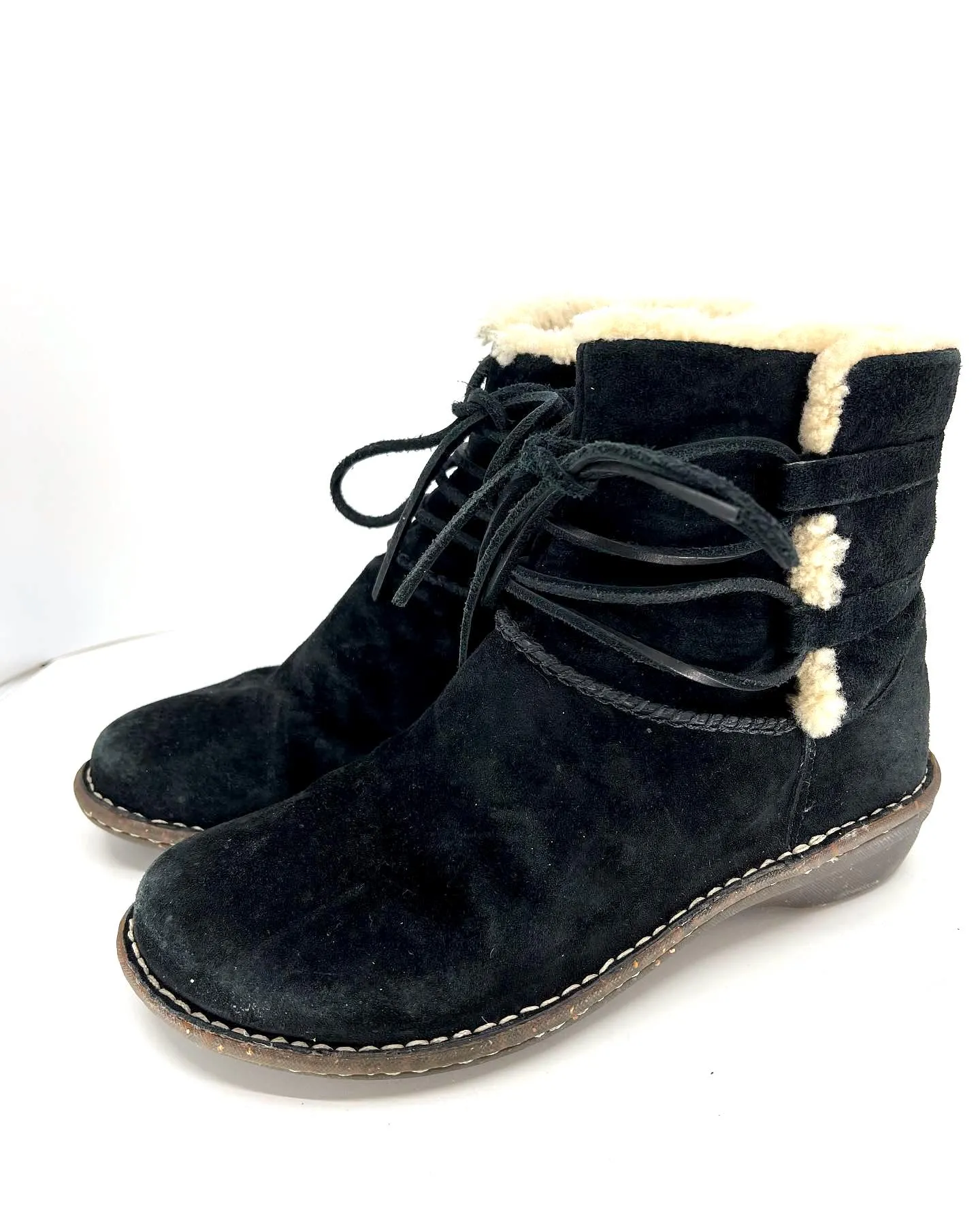 UGG CASPIA SHEARLING BOOTS